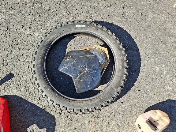 Product image 8 of 9