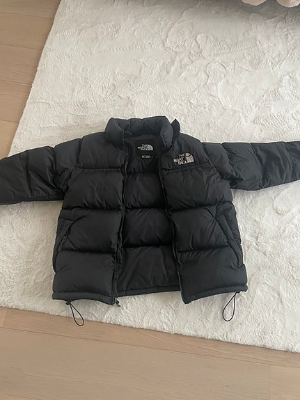 The North Face takki
