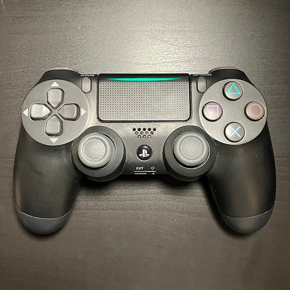 PS4 ohjain