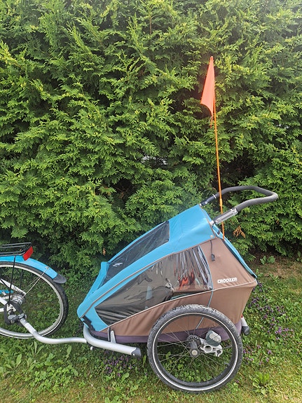 Croozer Kid Plus for 2 pyöräkärry / juoksurattaat / kävelyrattaat