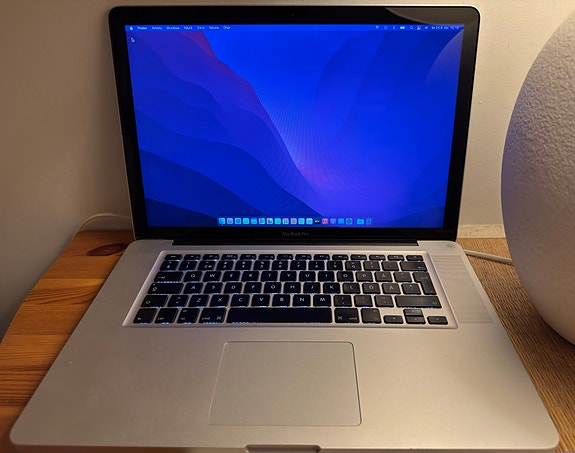 Apple MacBook Pro 15" kannettava tietokone