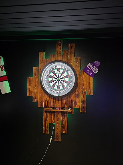 Darts seinä