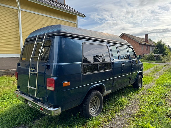 Chevy van G20/G30 Diesel osia
