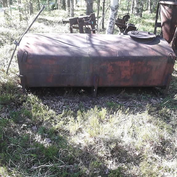 Vesisäiliö