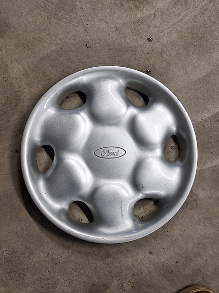 Ford pölykapselit
