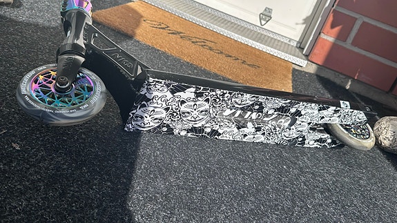Product image 6 of 9