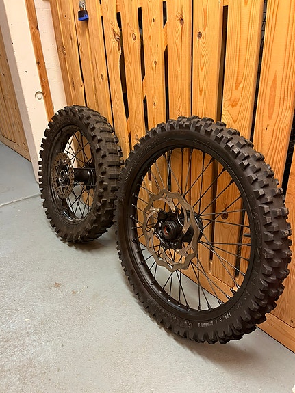Endurovanteet ja renkaat ktm
