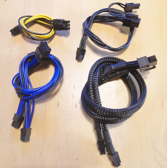 Näytönohjaimen lisävirta yms. kaapelit , Mac Pro 4.1 ja 5.1
