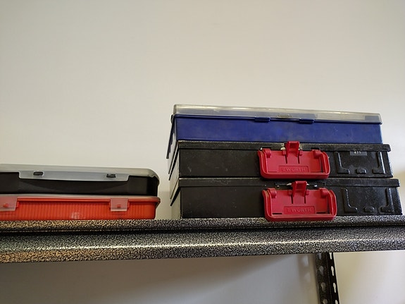 Product image 1 of 3