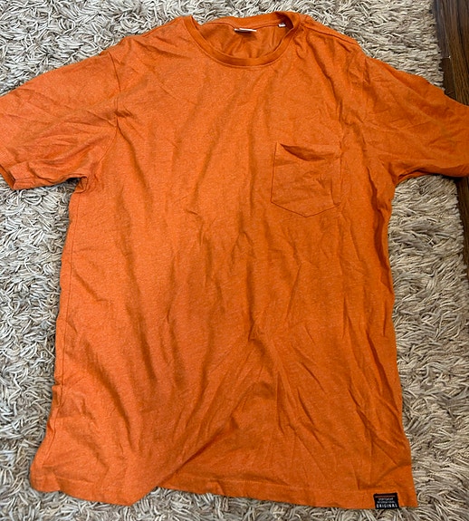 miesten t- paita