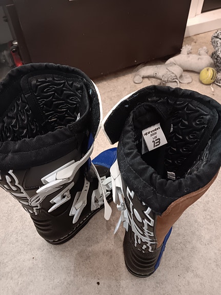Alpinestars ajosaappaat. Uuden veroiset.