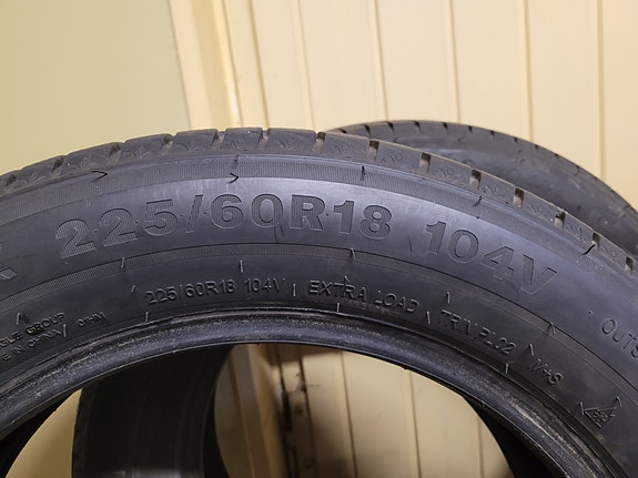 Snowlink Triangle kitkarenkaat 225/60R18 104V