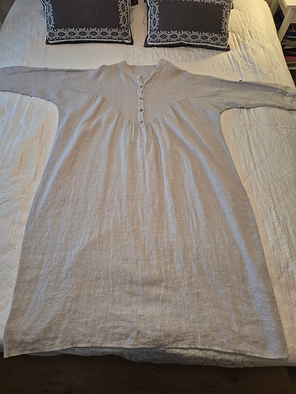 Laadukas pellavamekko kivipestyä pellavaa XL / XXL