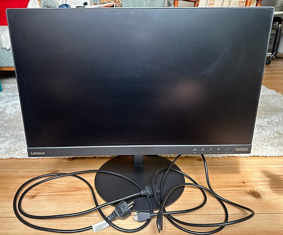 Lenovo ThinkVision 23” LCD näyttö