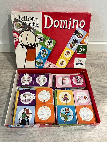 Viiru ja Pesonen domino peli