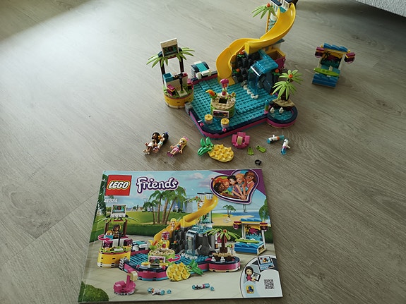 Lego friends