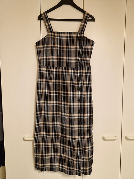Ruudullinen mekko S