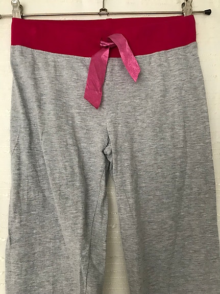 Uudet harmaat housut koko 152/158cm