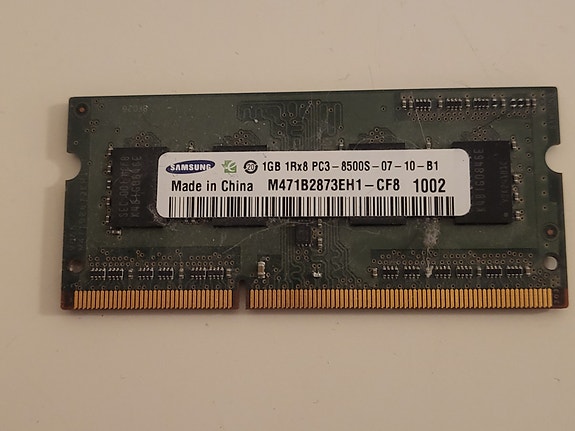 DDR3 1GB SODIM 1066Mhz muistikampa