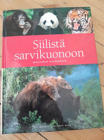 Siilistä sarvikuonoon maailman nisäkkäitä kirja
