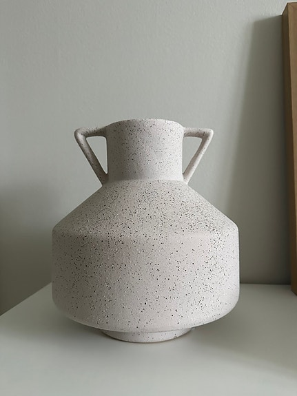 Beige ruukku/maljakko