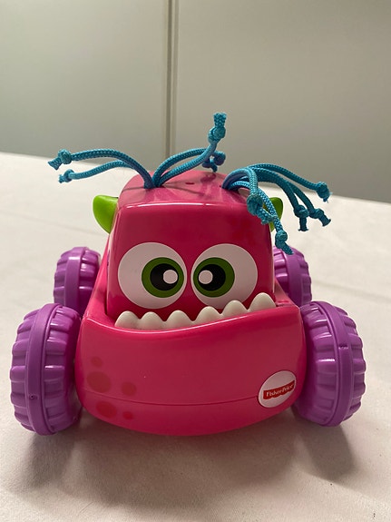 Fisher-Price liikkuva auto