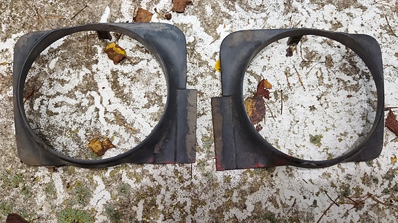 Opel Kadett C ehjät ajovalon kehykset