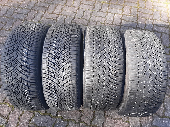 Pirelli scorpion.