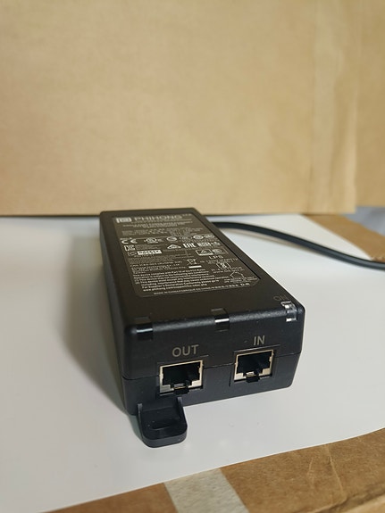 ethernet kytkin lisää virtaa lisälaitteille
