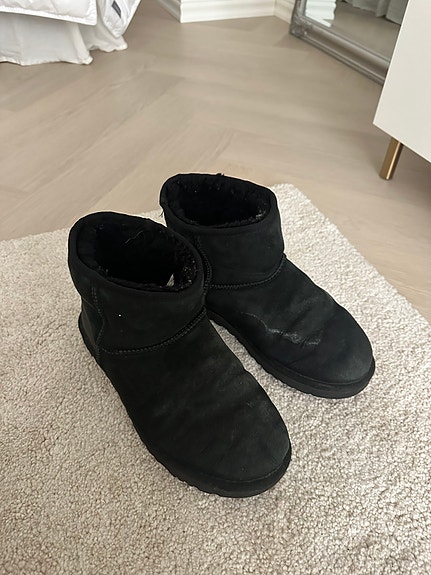 UGG kengät koko 40