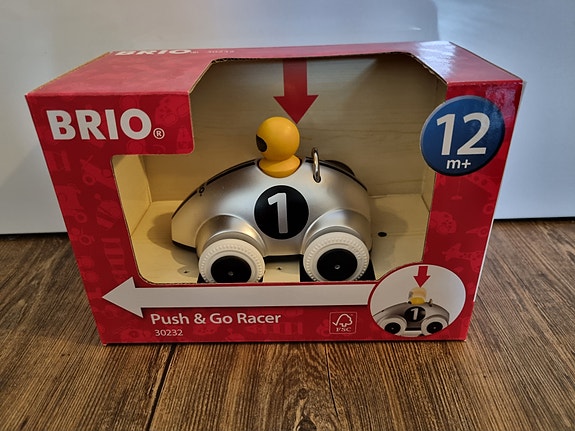 Brio Push & Go kilpa-auto Special edition