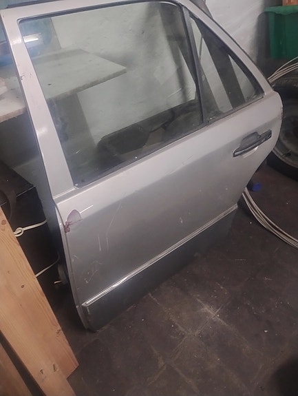 Mercedes 124
