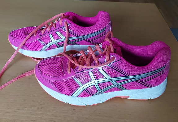 Asics gel-contend 4 lenkkarit koko 39