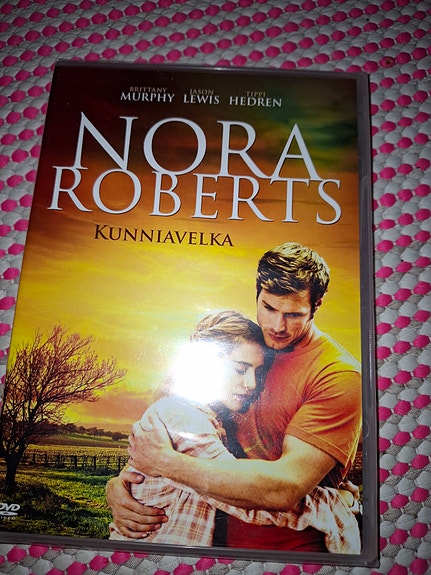 Nora Roberts Kunniavelka DVD-elokuva