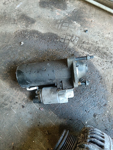 Volvo V70 MK2 2.5t startti