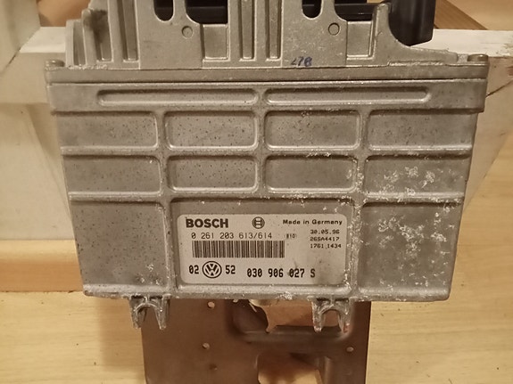 VW Golf 1.4 MK3 ECU