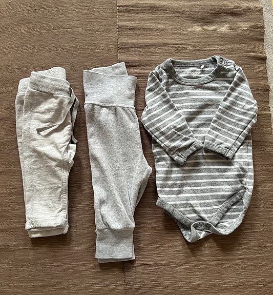 Vauvan vaatepaketti ( koko 56-62 cm )