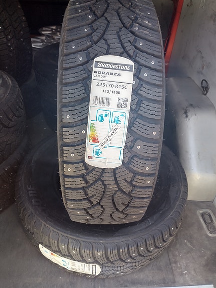 225/70 r15c nastarenkaat