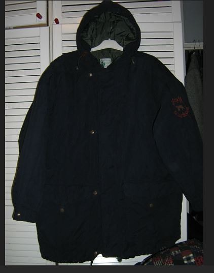 Reilu ulkoilutakki. tumm.sininen, tikkivuori, huppu  XL/XXL