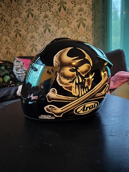 Arai Chaser kypärä