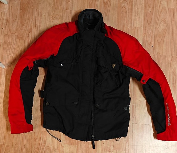 Ajohousut sweep ja takki Dainese Gore-tex
