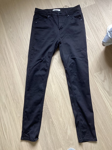 Product image 1 of 8