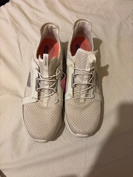 Skechers kengät, tennarit