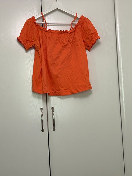 H&M oranssi paita hihoilla