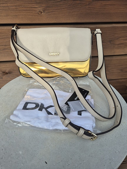 DKNY nahkalaukku