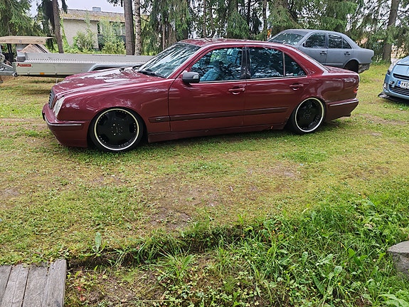 Mb W210 E220Cdi OM611 01 osina myydään