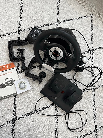 Cepter Speed Racing Wheel peliohjain musta