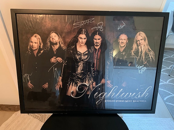 NIGHTWISH juliste koko bändin nimmareilla