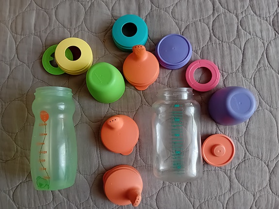 Tupperware lasten astioita