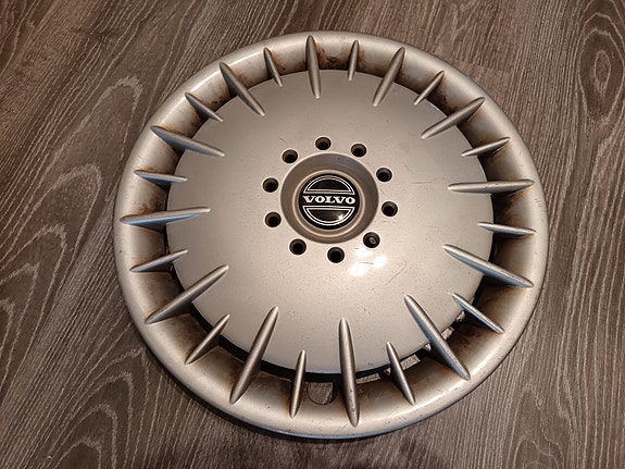Volvo pölykapseli 15" 1kpl